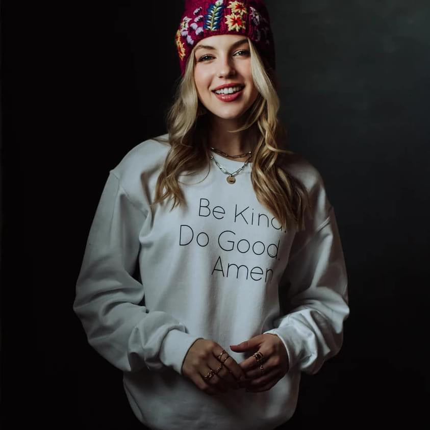 Be Kind Sweatshirt White