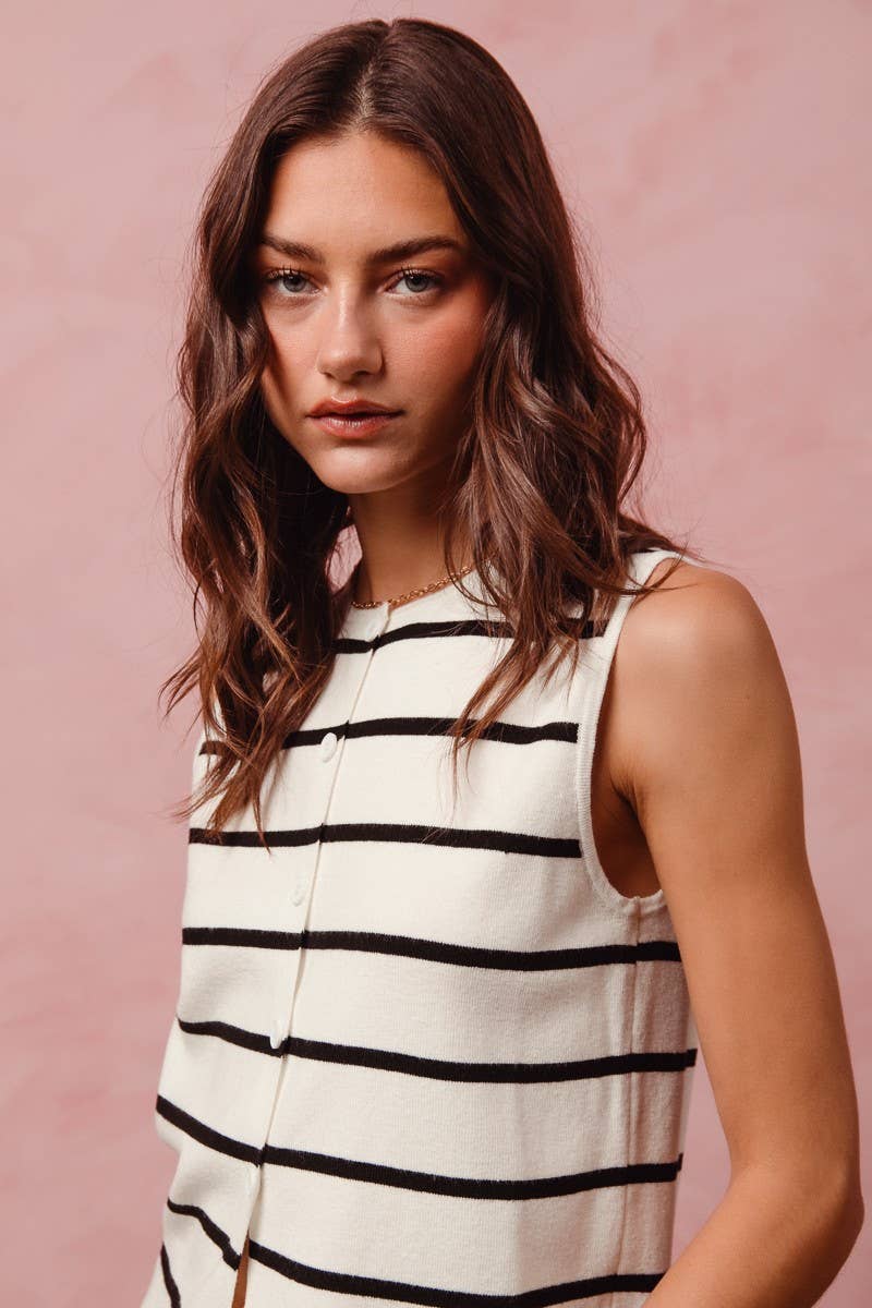 Button Front Stripe Fine Sweater Sleeveless Top: OFF WHITE/BLACK