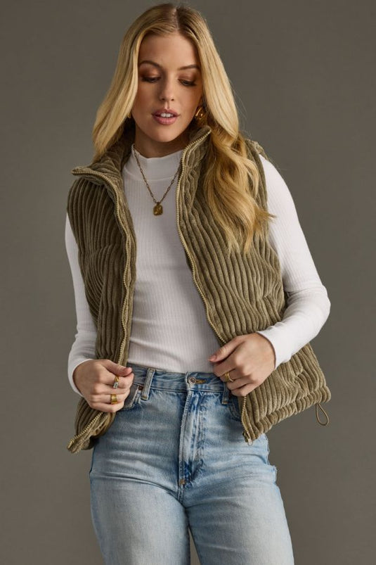 Woman's Tops